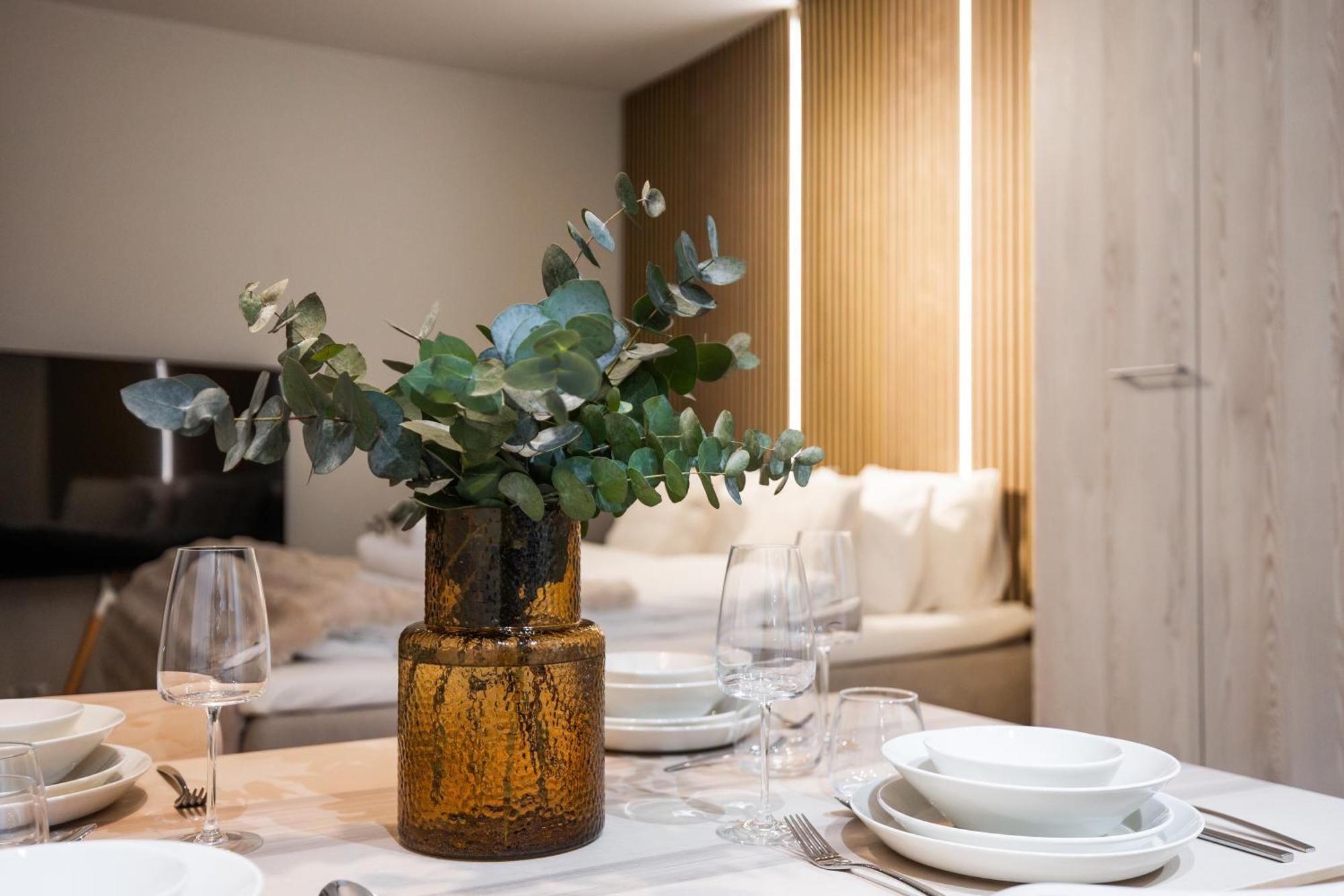 Arctic Honey Apartment